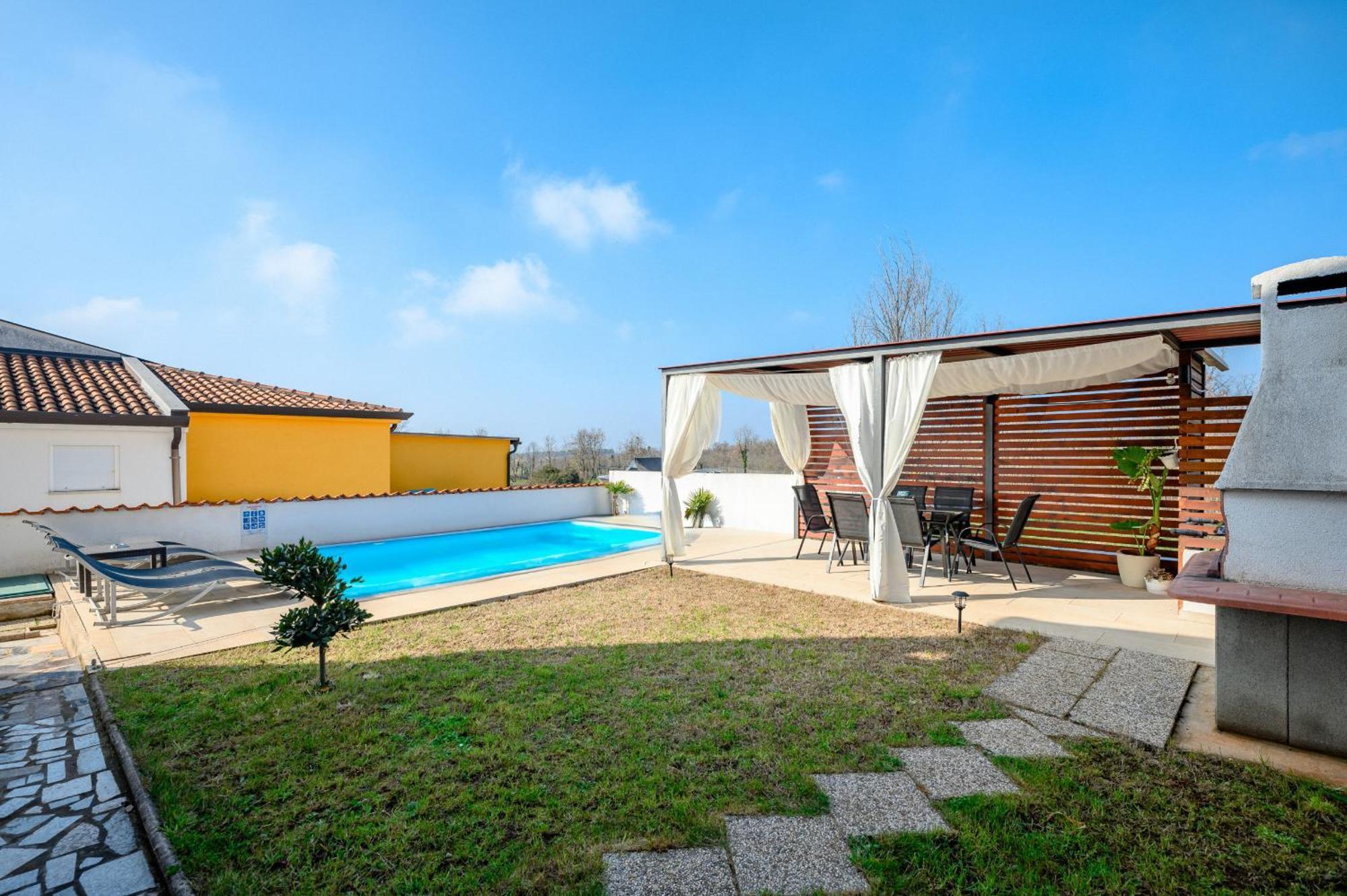 Charming Apartments Rose 1&2 With Pool Poreč Exterior foto